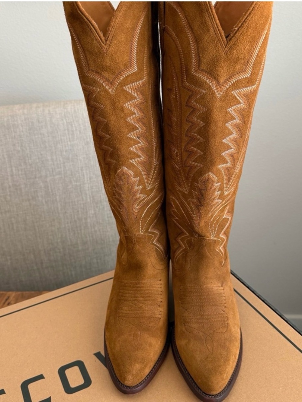 Tecovas Abby suede boots - Picture 2 of 6
